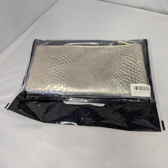 Chic Gold Metallic Faux Alligator Crossbody Mini NWT - Picture 7 of 14